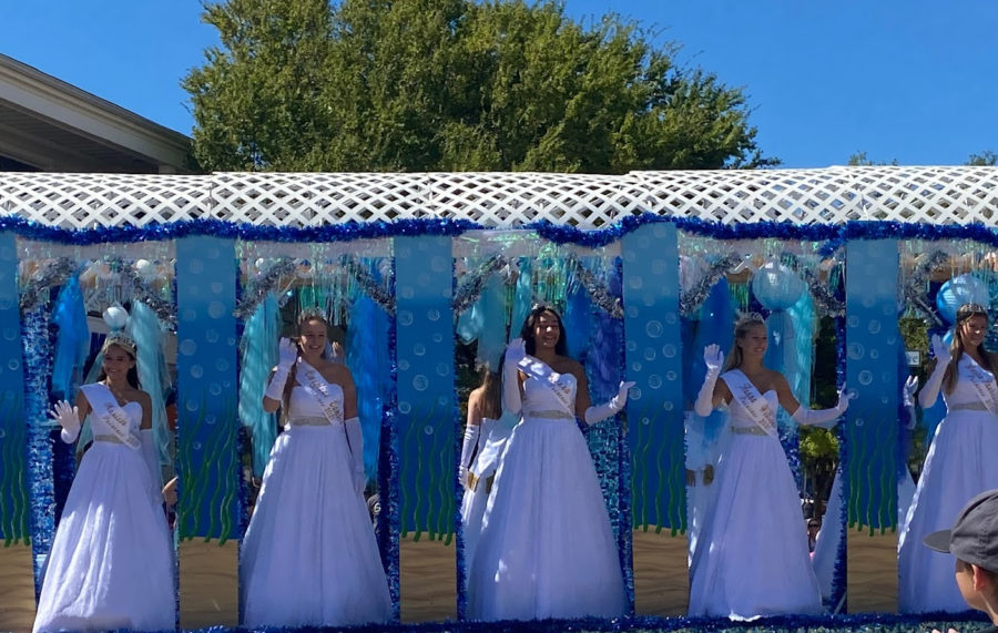 The Neptune Court Princesses on their personal float.