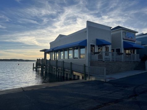 Renowned local seafood restaurant and crabhouse, Bubba’s, closed Jan. 19, 2023.