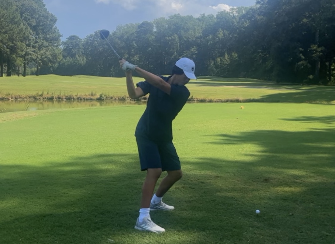 Josh+Han+tees+off+during+a+match+at+Red+Wing+Lake+Golf+Course+against+Kempsville+and+Bayside+High+School+on+Sept.+11%2C+2023.
