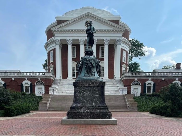 A+statue+of+the+3rd+president+of+the+U.S.%2C+Thomas+Jefferson%2C+resides+on+the+campus+of+the+University+of+Virginia+in+Charlottesville%2C+Va.+Widely+considered+one+of+the+most+prestigious+colleges+in+Virginia%2C+UVA+awarded+%24179+million+in+financial+aid+for+the+2022-2023+school+year%2C+according+to+the+Washington+Post.+Photo+used+with+permission+from+Kristin+Refisnider.