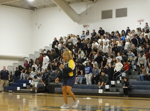 Yolanda Boothe recites the "I am Somebody" speech at homecoming school assembly. The students repeat the affirmations back in unison at Boothe. Photo taken by Raizel Dino on Oct. 25, 2024.